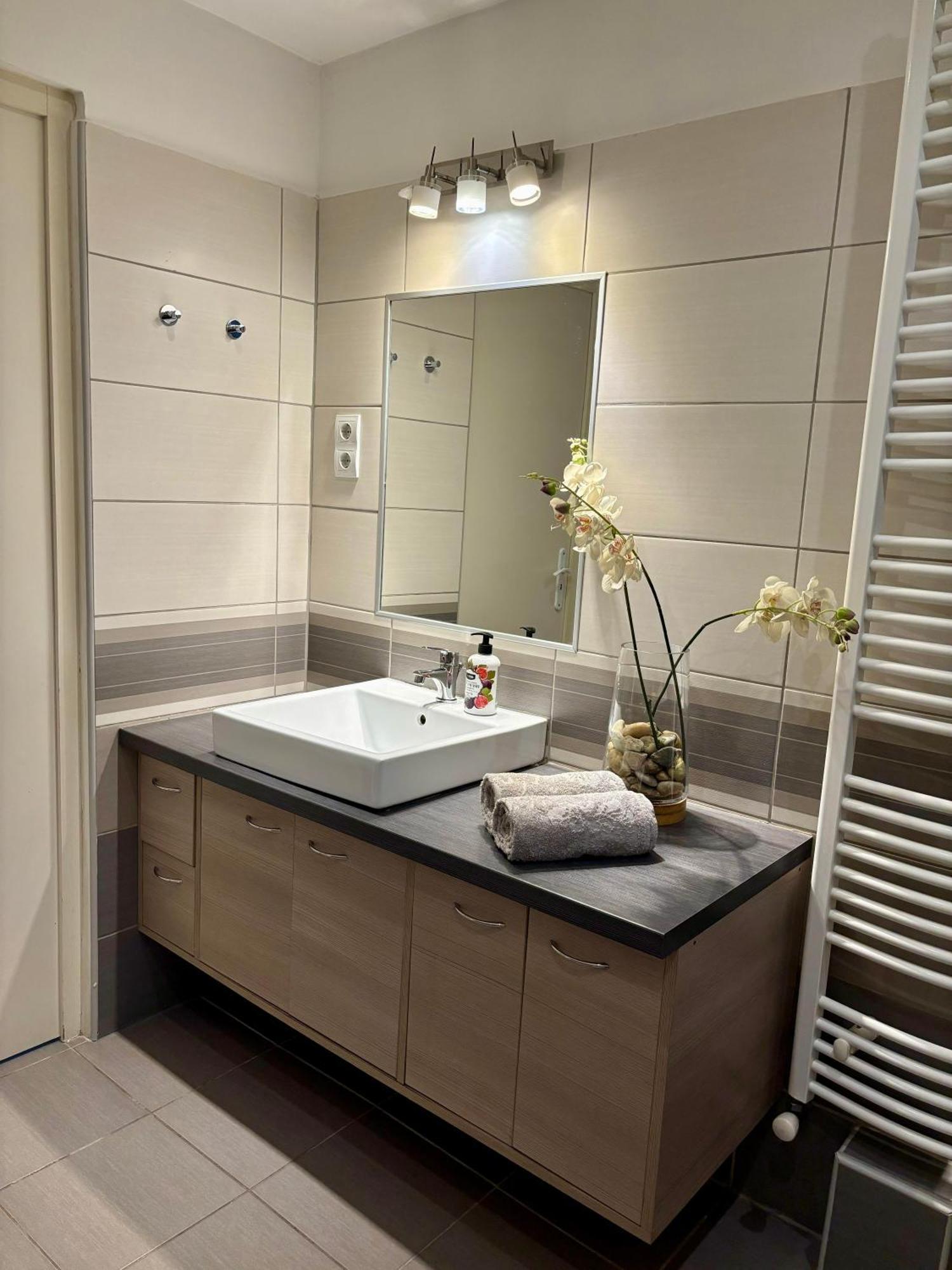 Ava Central Residence Budapest Exteriör bild